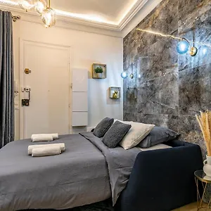 Le De L'ile Apartment